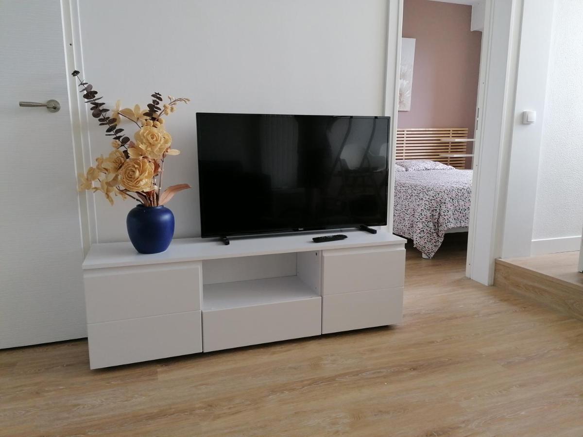 Les Marines Apartment Courseulles-sur-Mer Bagian luar foto